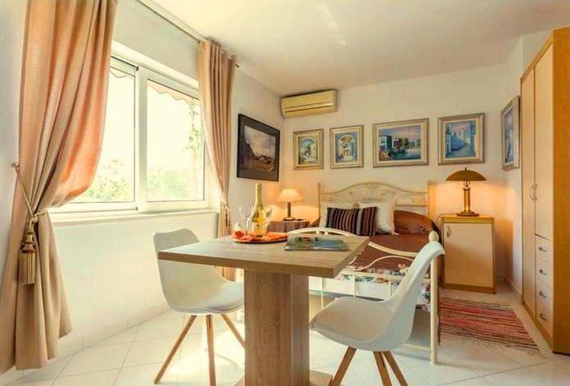 Sea Star Apartment